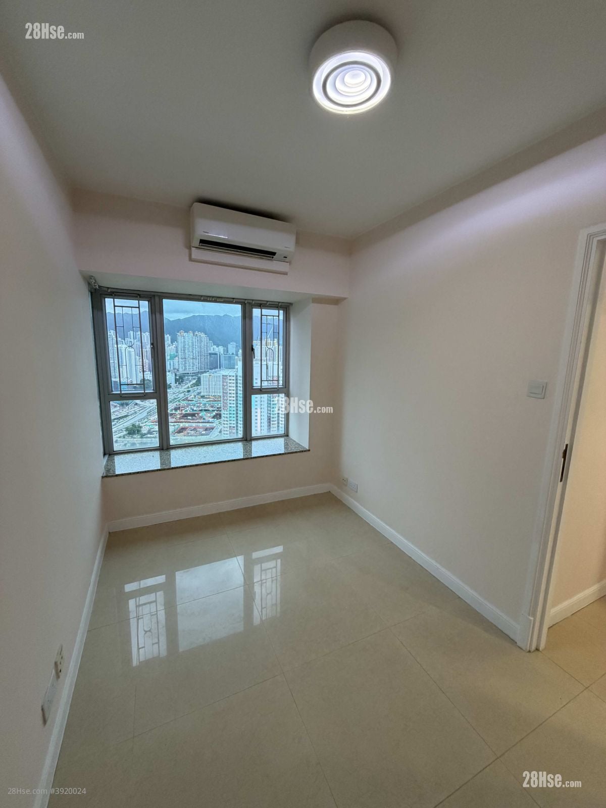 Sky Tower #3920024 Rental Property Detail Page - Vista 6