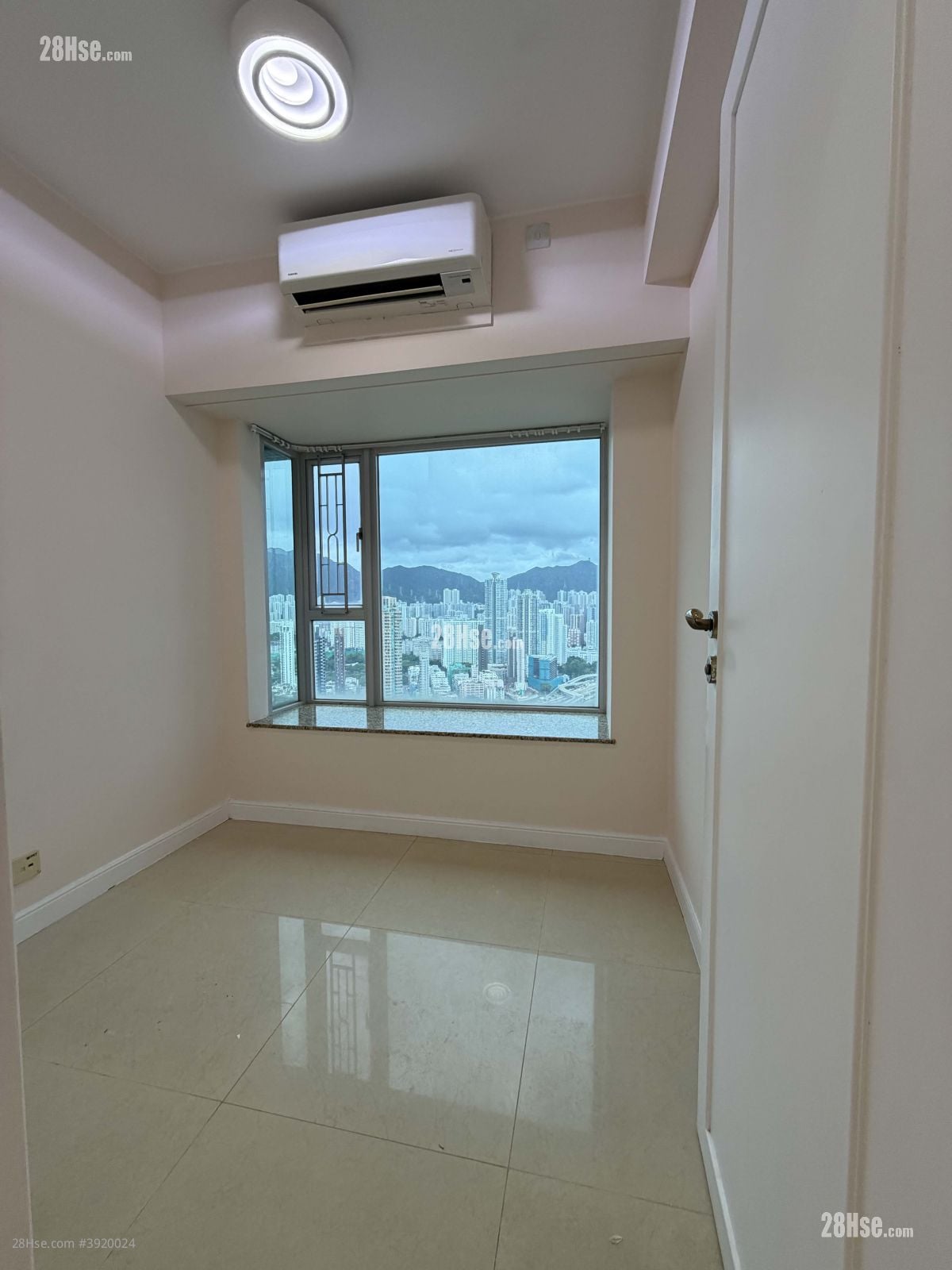 Sky Tower #3920024 Rental Property Detail Page - Altro