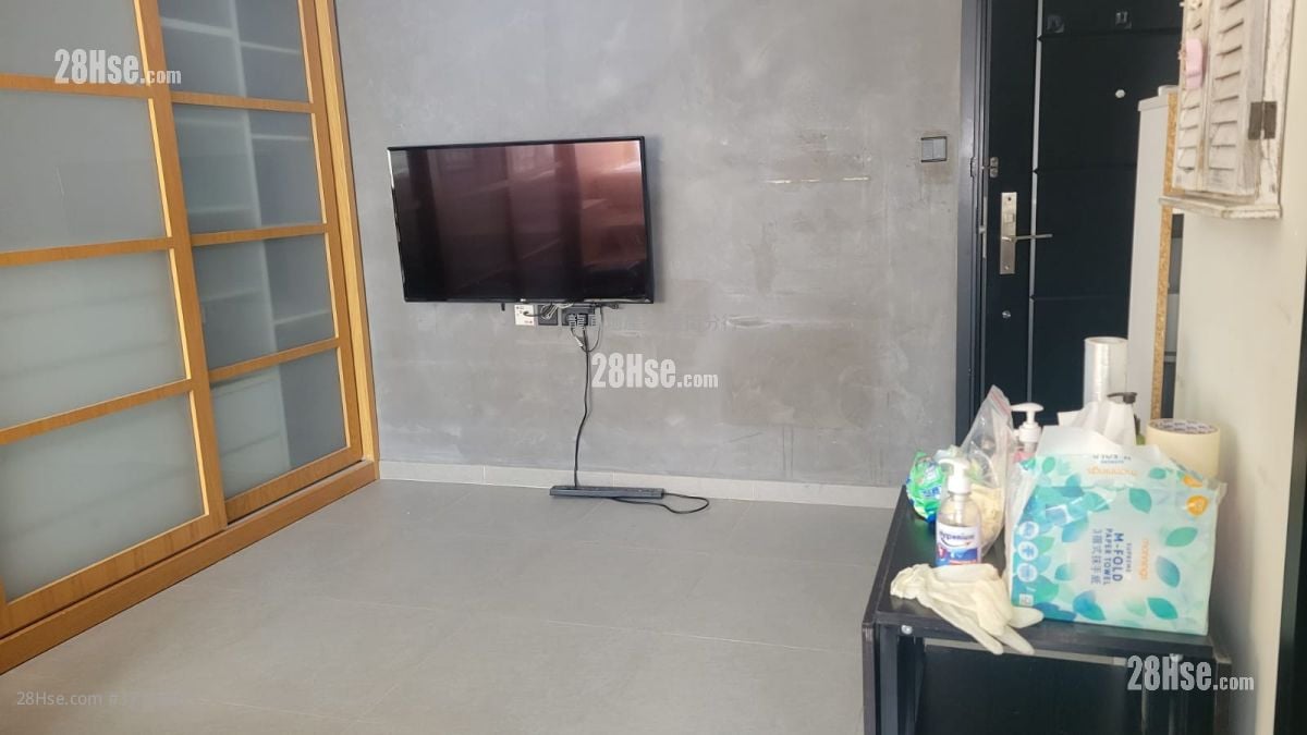 Cosmopolitan Estates #3712808 For Sale Property Detail Page - Ansicht 2