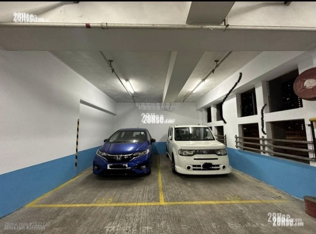 Kent Place #3922720 For Sale Property Detail Page - Aanzicht 2