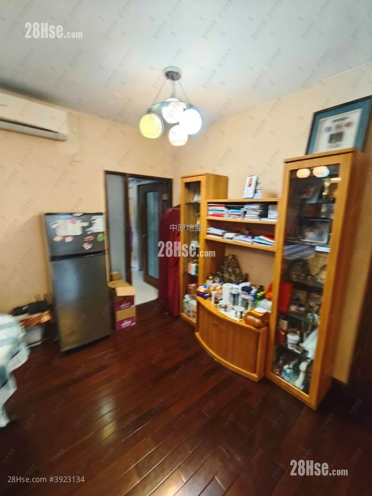 Apartment in HongKong Hong Kong, 大石鼓 Tai Shek Ku, 九龍城區 Kowloon City District - View 3