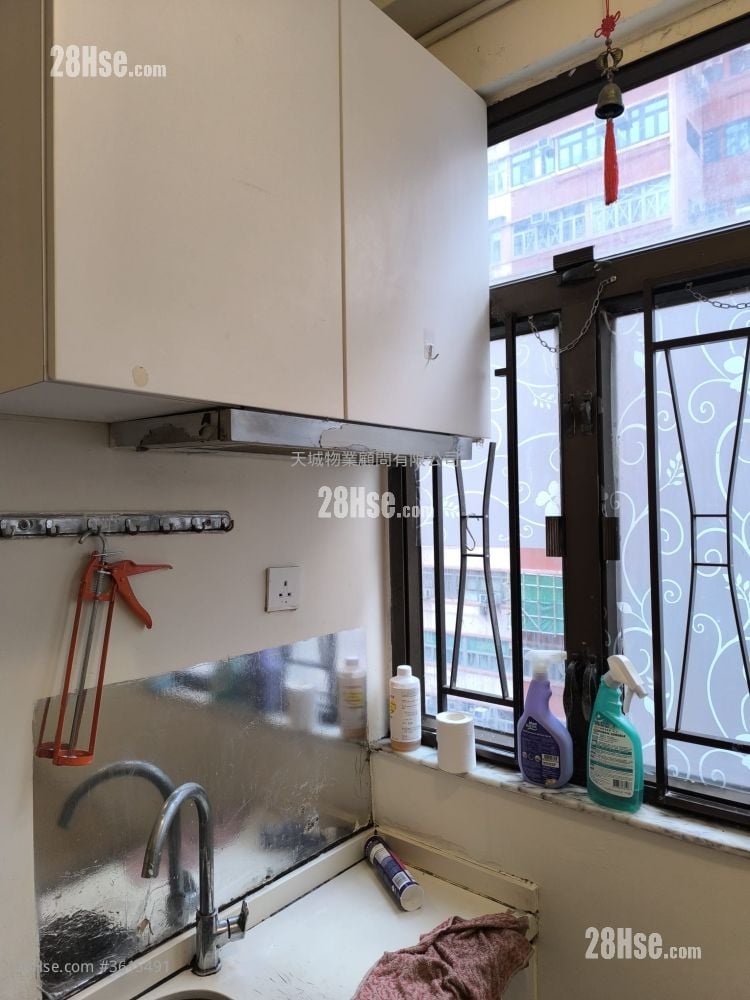 Majestic House #3615491 Rental Property Detail Page - Widok 3