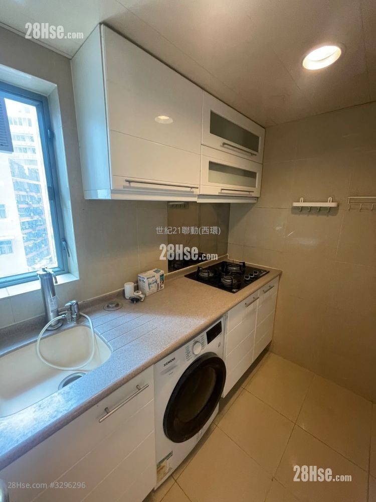 Queen's Terrace #3296296 For Sale Property Detail Page - Vista 6