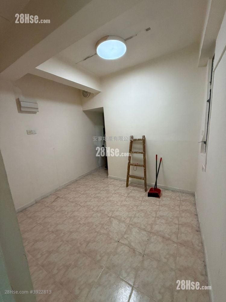 Tsin Shui Building #3922813 Rental Property Detail Page - Widok 2