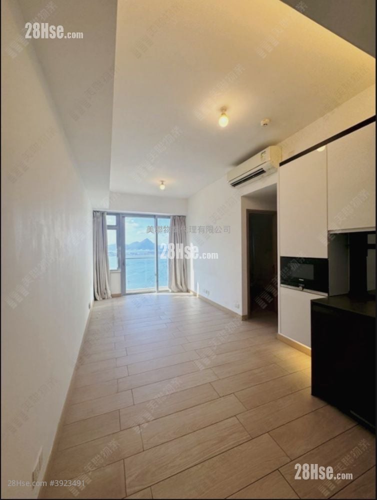 Century Link Rental 2 Bedrooms , 1 Bathroom 463 ft²