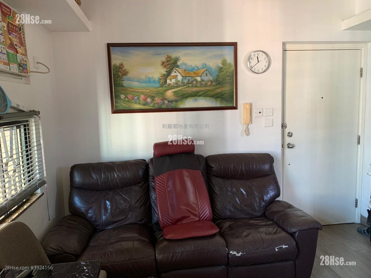 Charming Garden #3924156 For Sale Property Detail Page - Aanzicht 4