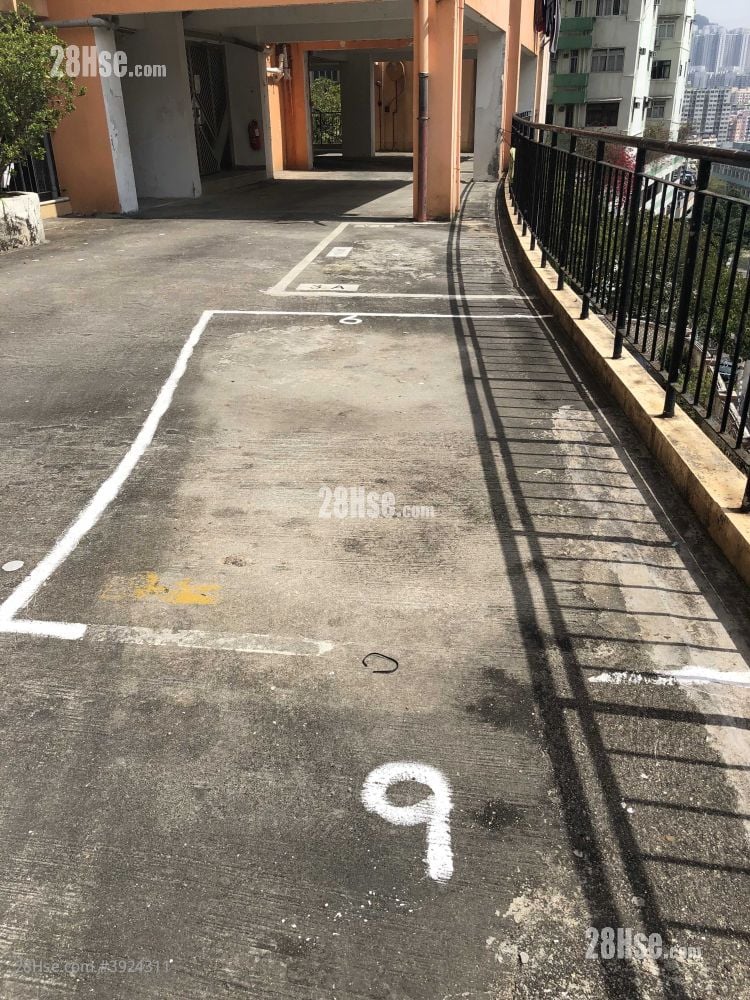 Woodview Court #3924311 Rental Property Detail Page - Vista 4