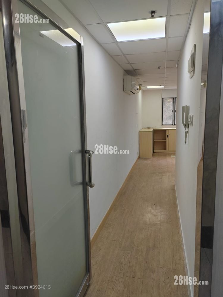 Manson Industrial Building #3924615 Rental Property Detail Page - Widok 4