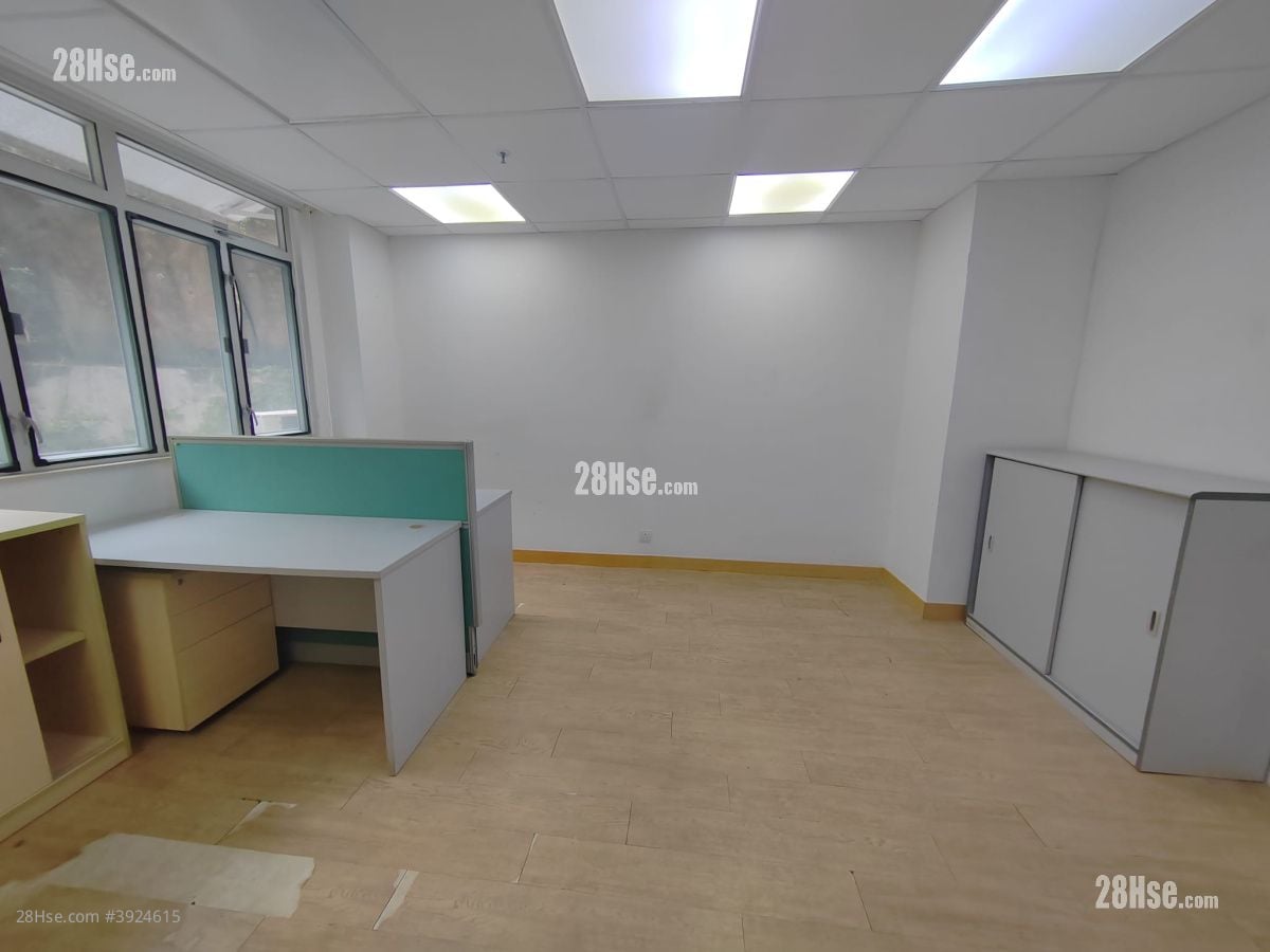 Manson Industrial Building #3924615 Rental Property Detail Page - Widok 3