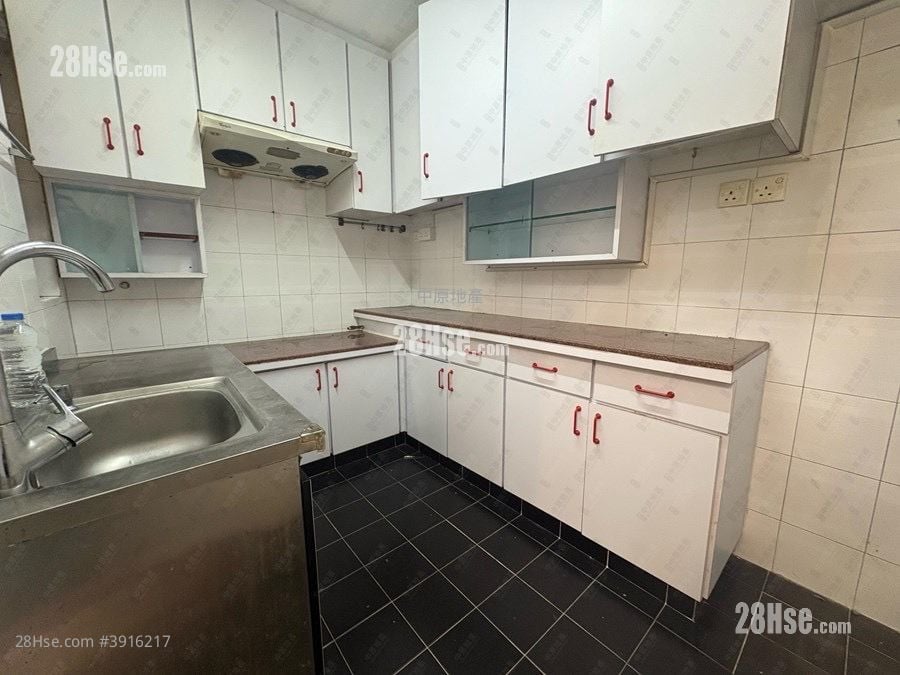 Kent Court #3916217 For Sale Property Detail Page - Vista 3