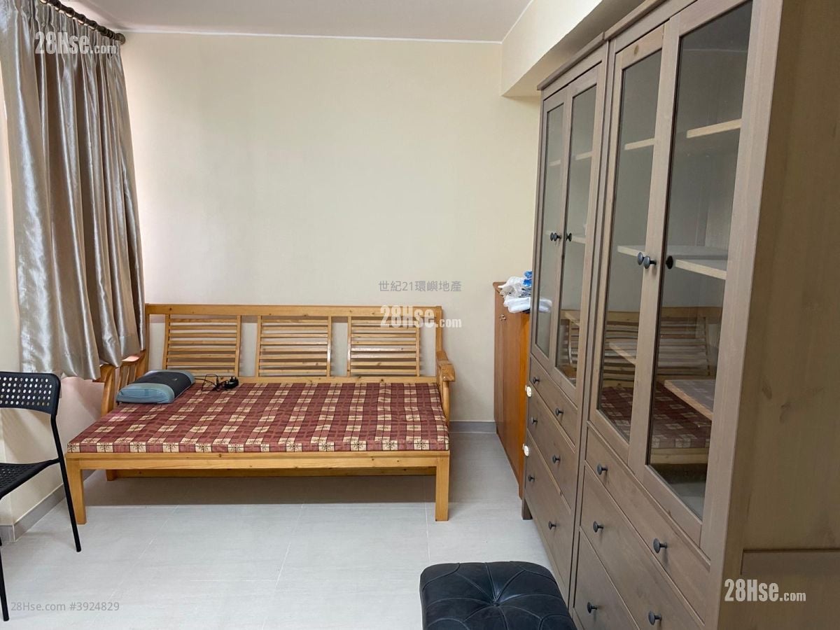 Tin Lee Court Sell 1 Bedroom , 1 Bathroom 481 ft²
