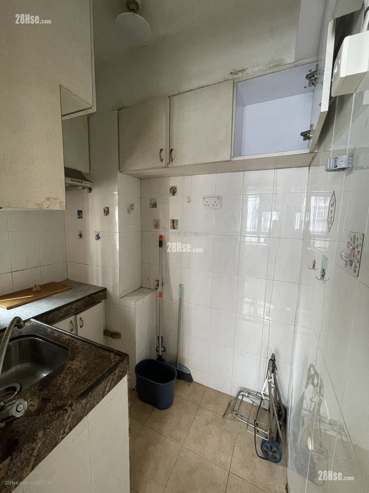 Wing Ning Building #2067539 For Sale Property Detail Page - Widok 6