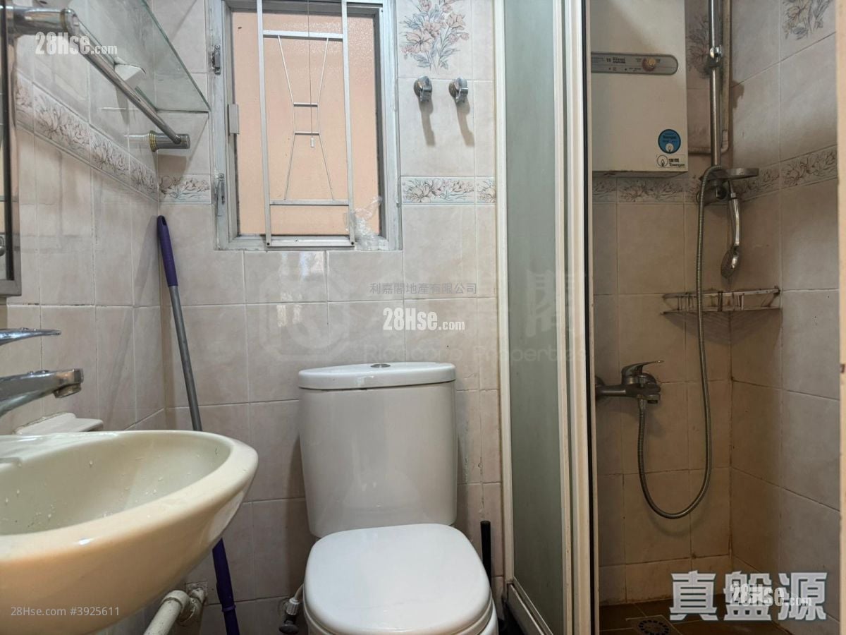 Flora Court #3925611 For Sale Property Detail Page - Ansicht 4