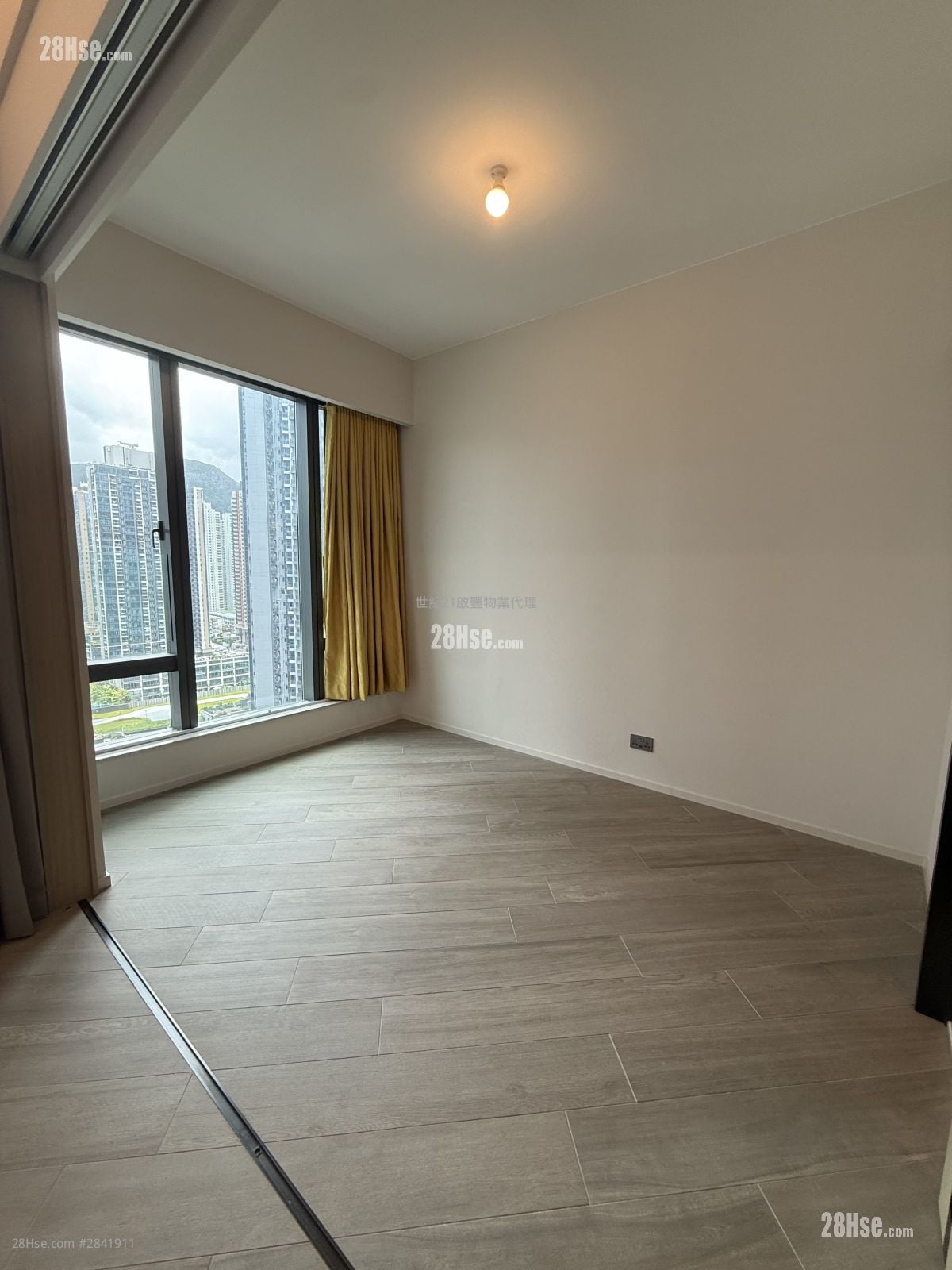The Henley #2841911 Rental Property Detail Page - Vista 4