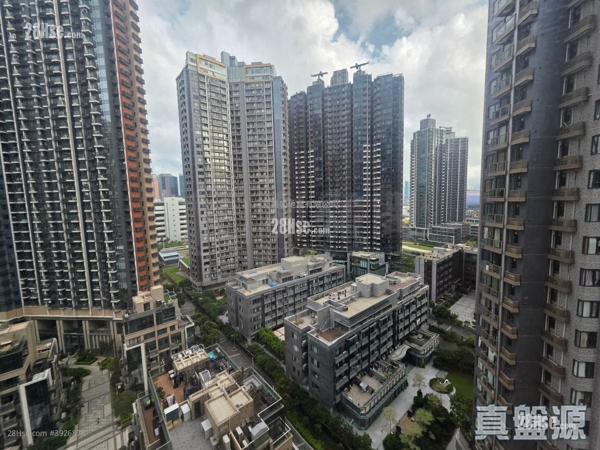Victoria Skye Rental 432 ft²