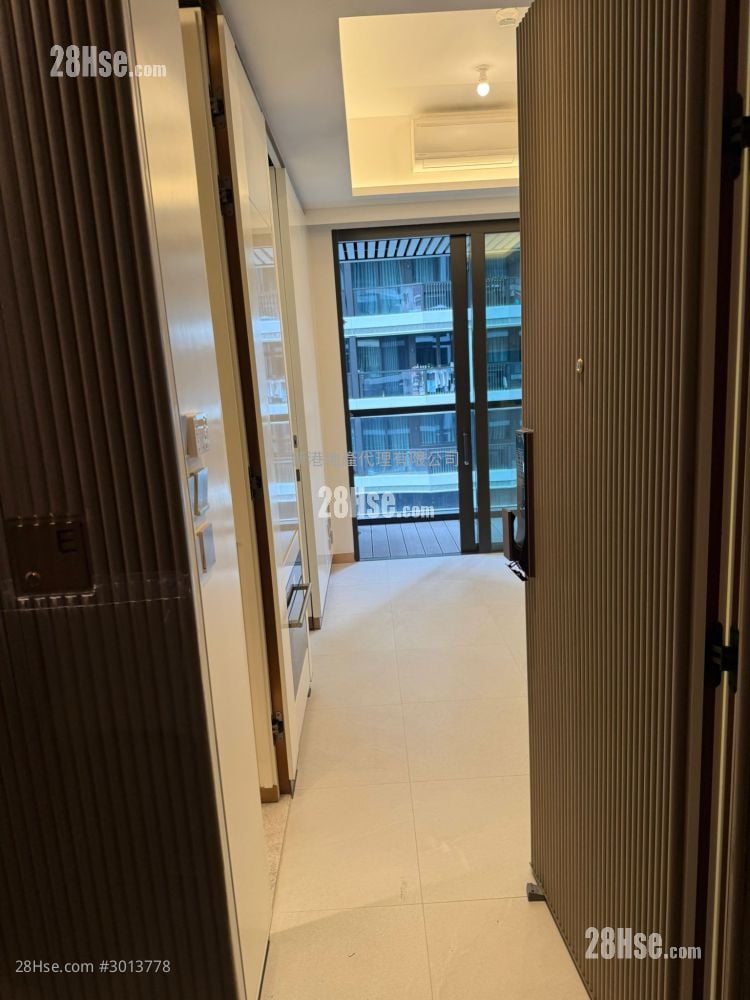 Baker Circle Euston #3013778 Rental Property Detail Page - Widok 2