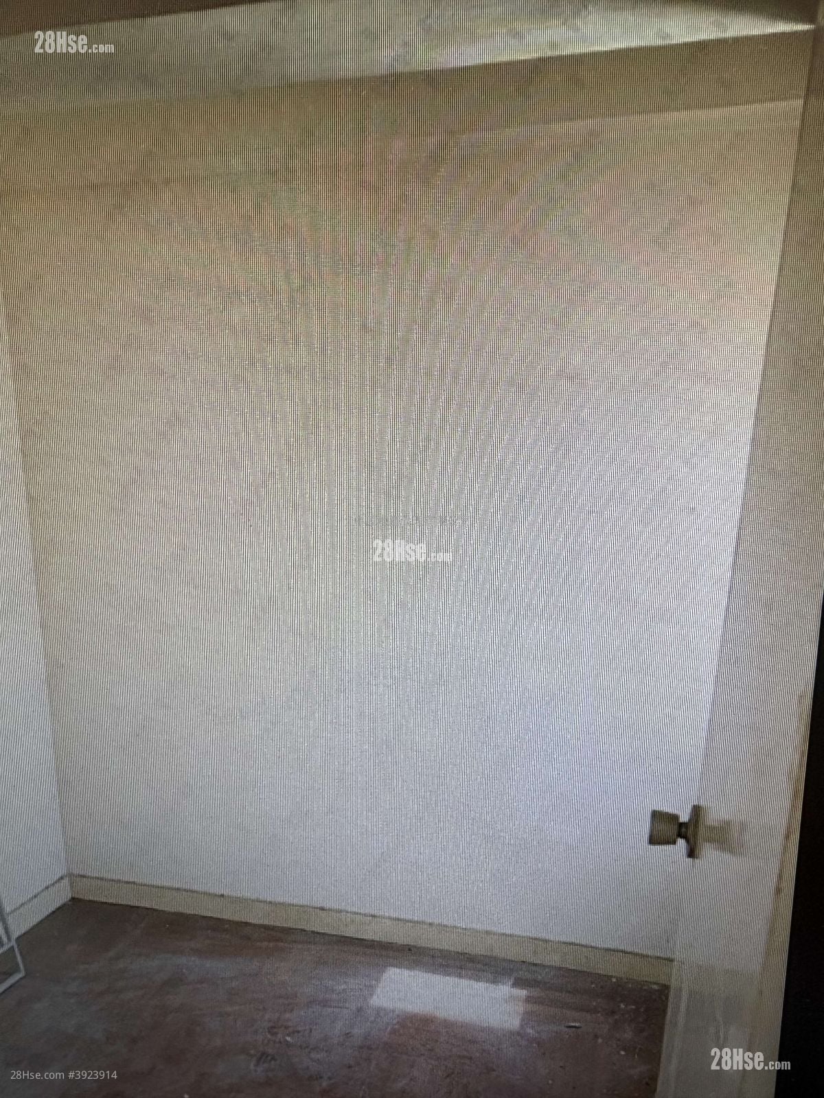 Hay Wah Building #3923914 For Sale Property Detail Page - Widok 3