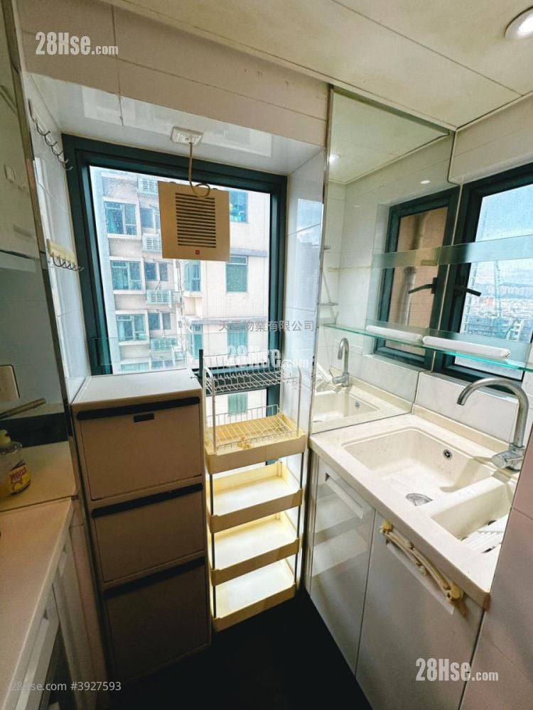 Baker Residences #3927593 Rental Property Detail Page - Widok 6