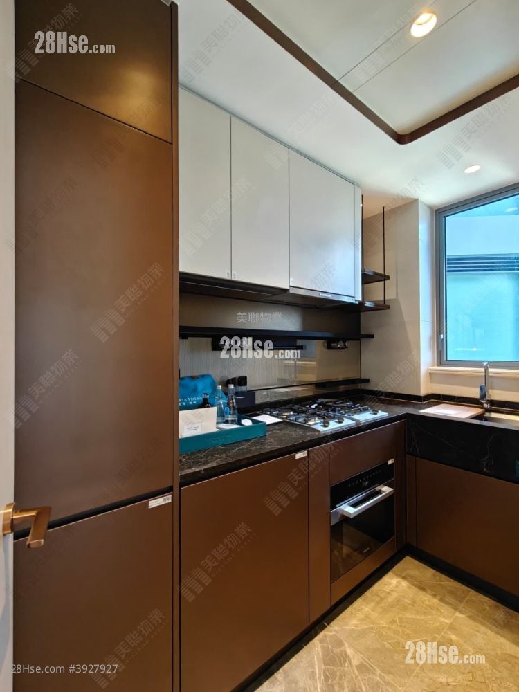 Victoria Voyage #3927927 Rental Property Detail Page - Bild 3