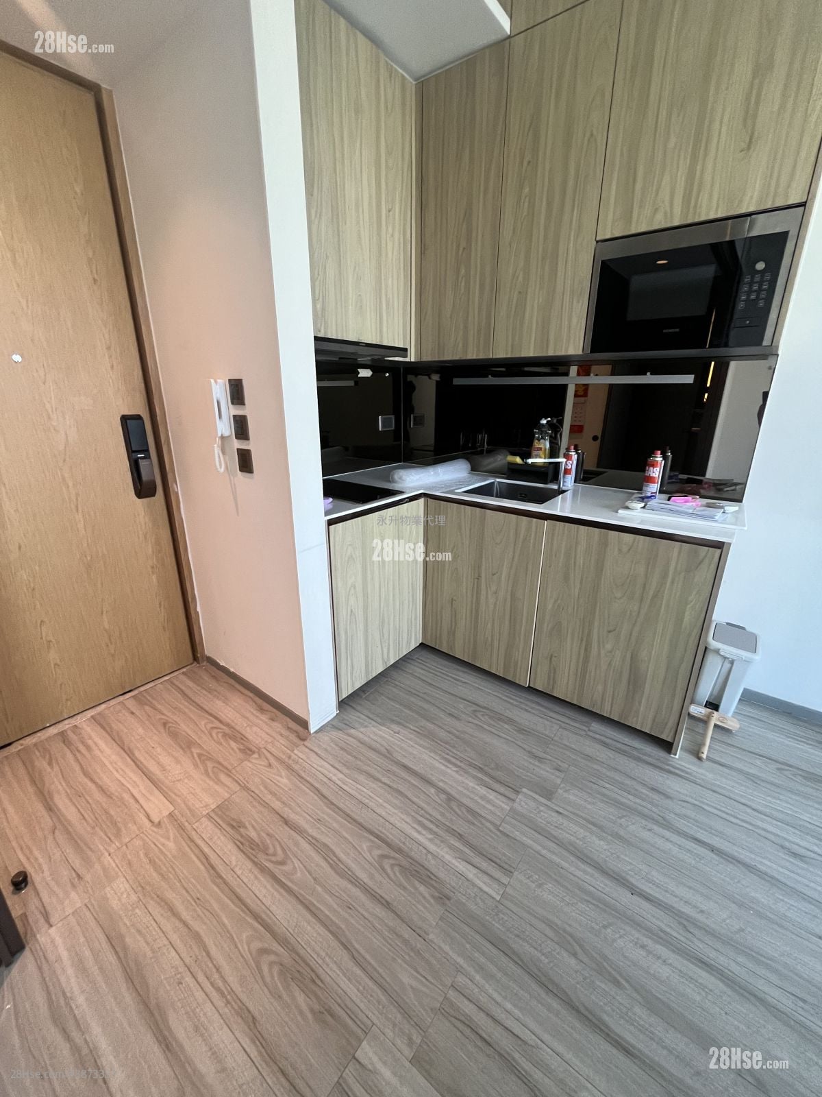 Seven Victory Avenue #3873351 Rental Property Detail Page - Widok 4