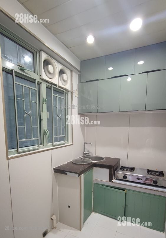 Eastland Towers #3896541 Rental Property Detail Page - Widok 5