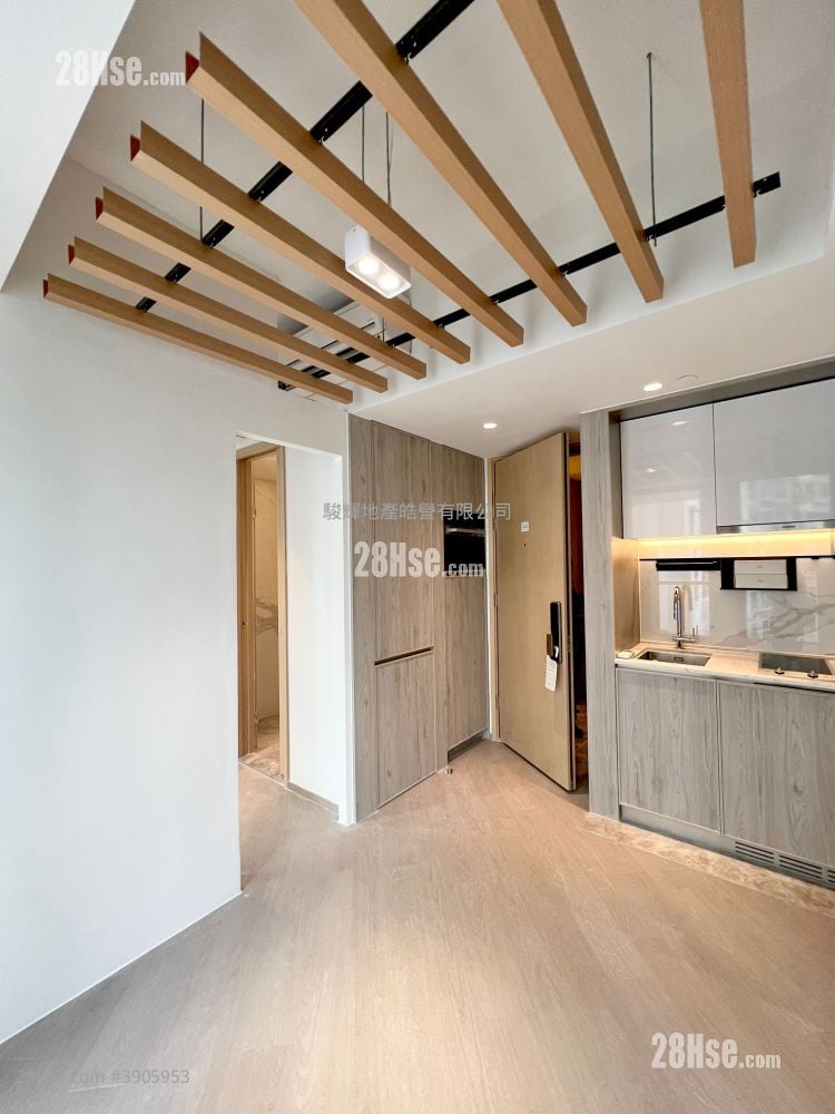 Vau Residence #3905953 Rental Property Detail Page - Bild 2