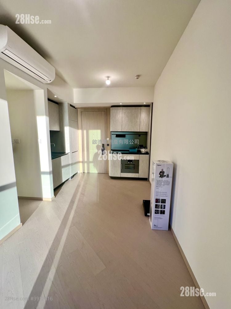 One Victoria #3912416 Rental Property Detail Page - Widok 2