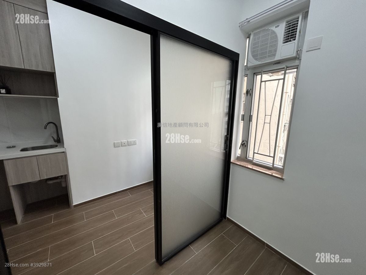 Empire Apartments #3929871 Rental Property Detail Page – pohled 2