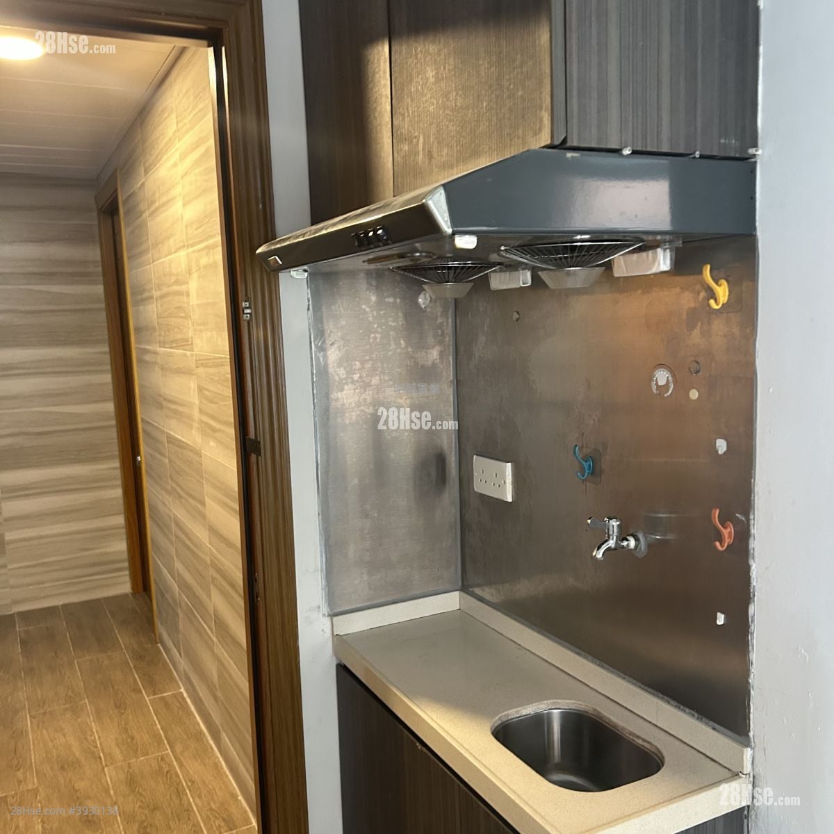 Yan On Building #3930138 Rental Property Detail Page – pohled 2