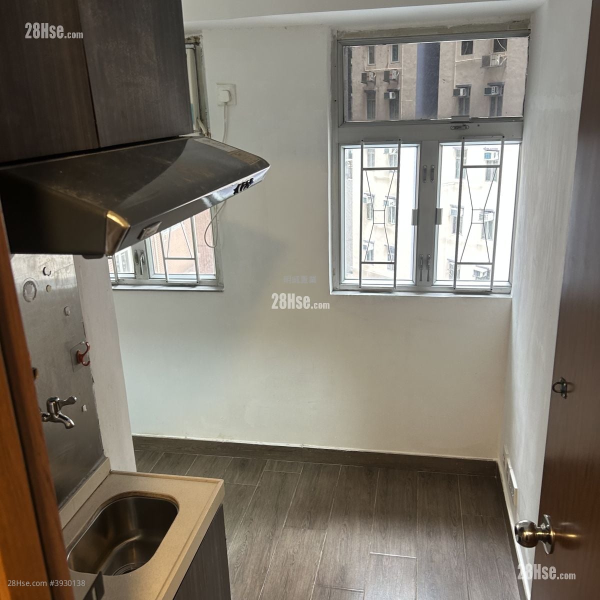 Yan On Building #3930138 Rental Property Detail Page – pohled 3