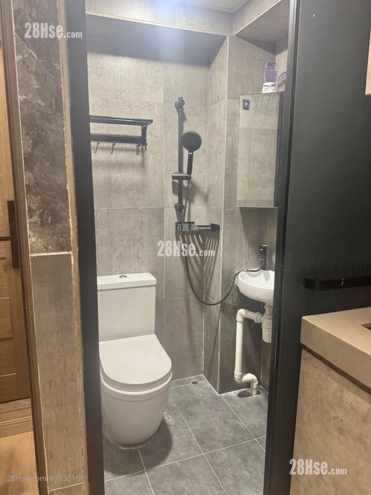 Hin Wah Building #3930161 Rental Property Detail Page - Widok 2