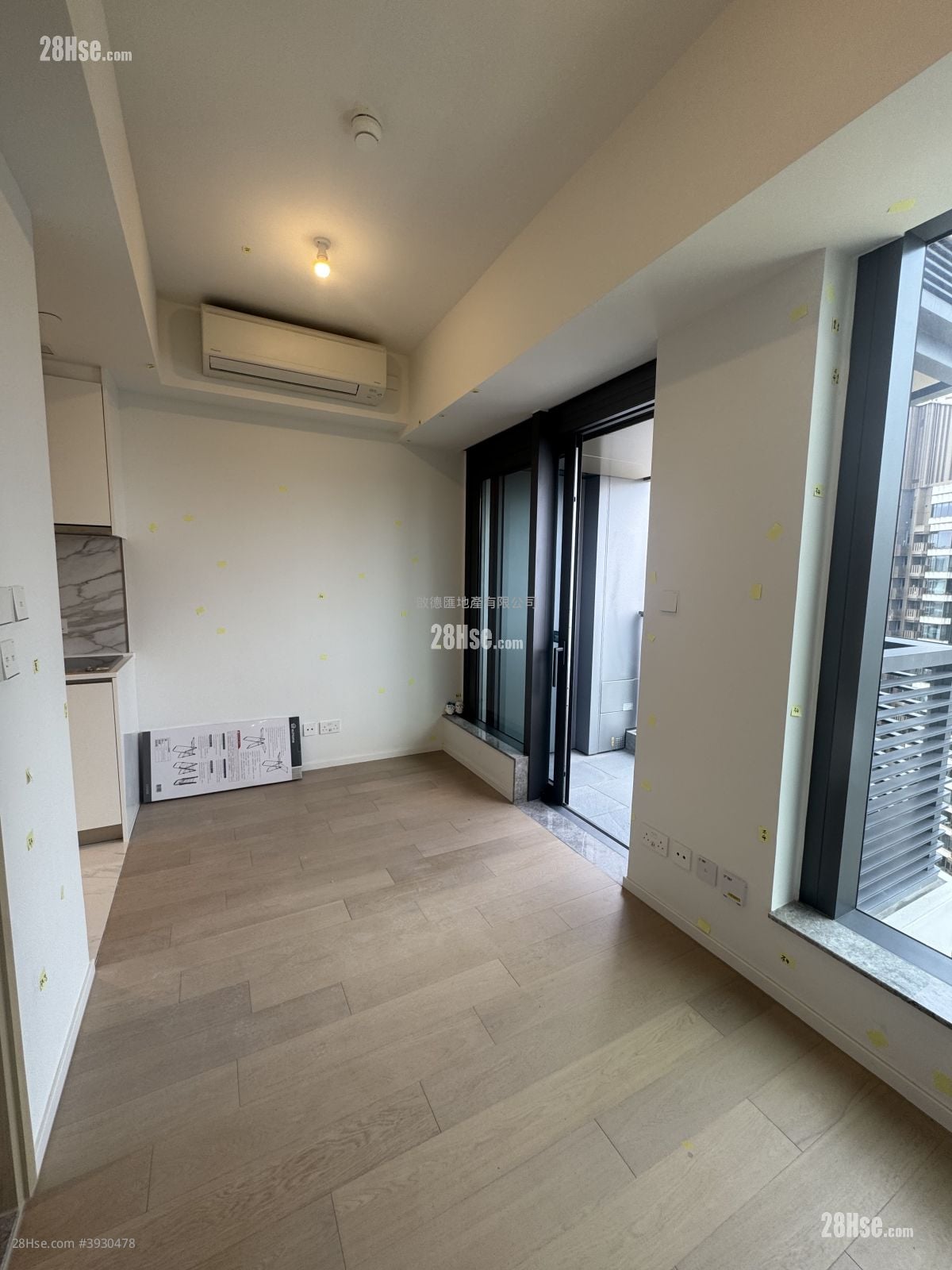 Double Coast Rental Studio 249 ft²