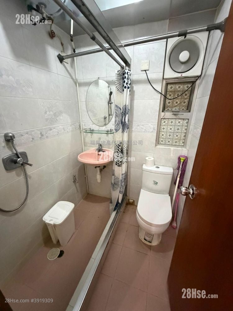 Whampoa Estate #3919309 Rental Property Detail Page - Więcej