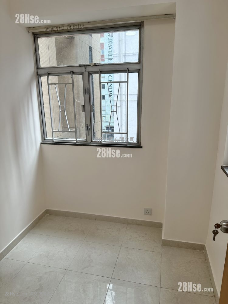 Golden Dragon Building #3909424 Rental Property Detail Page - Widok 3
