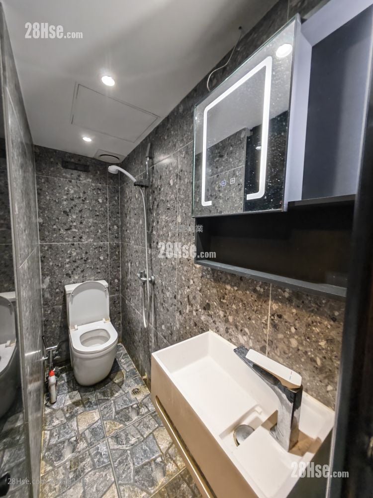 Bonds Mansion #3829240 Rental Property Detail Page - Widok 3