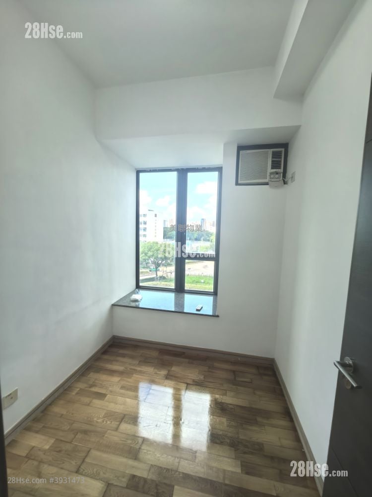 8 Royal Green #3931473 Rental Property Detail Page - Widok 4