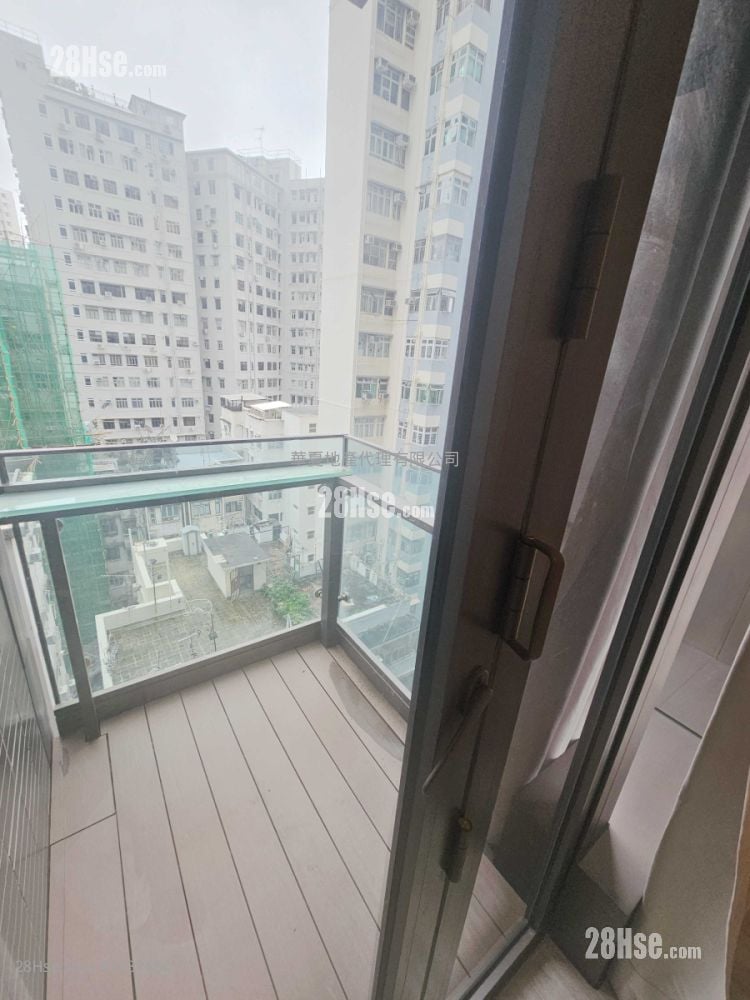 Seven Victory Avenue #3931584 Rental Property Detail Page - Widok 2