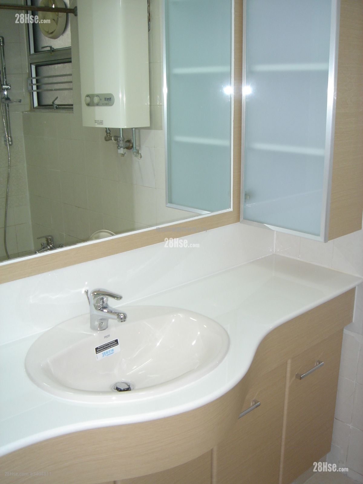 Sceneway Garden #3404811 Rental Property Detail Page - Aanzicht 3