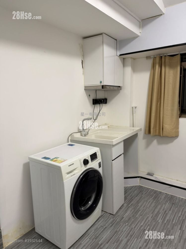 Burlington House #3932644 Rental Property Detail Page - Widok 2