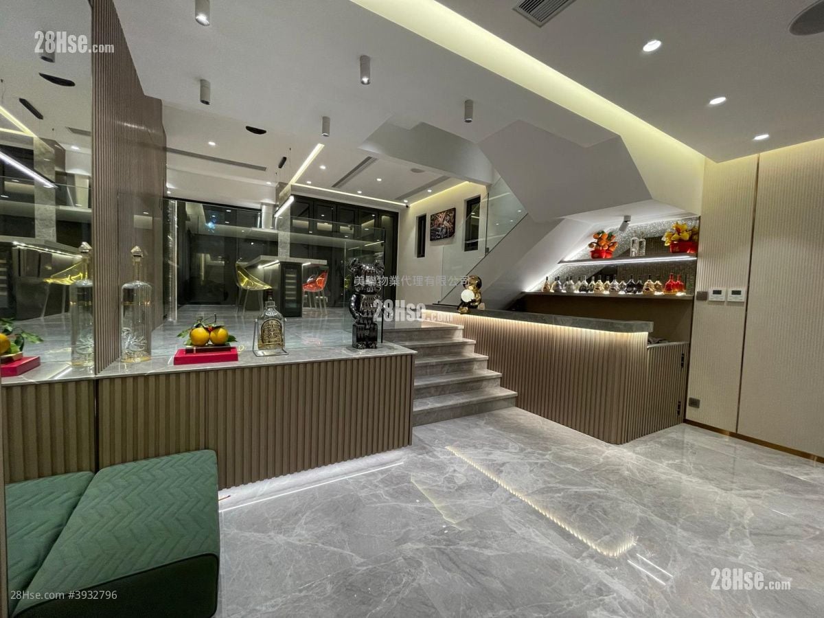 The Castle Bay #3932796 For Sale Property Detail Page – pohled 5