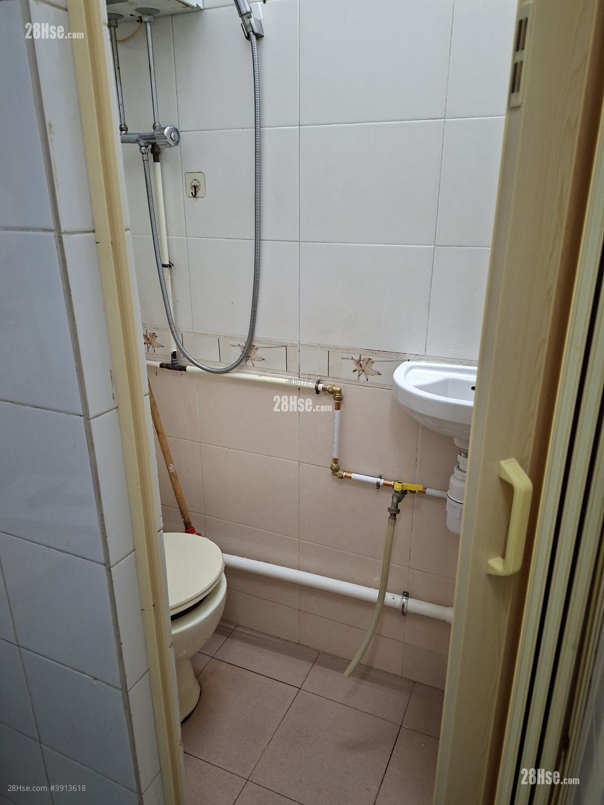 Yau Lee Building #3913618 Rental Property Detail Page - Widok 4