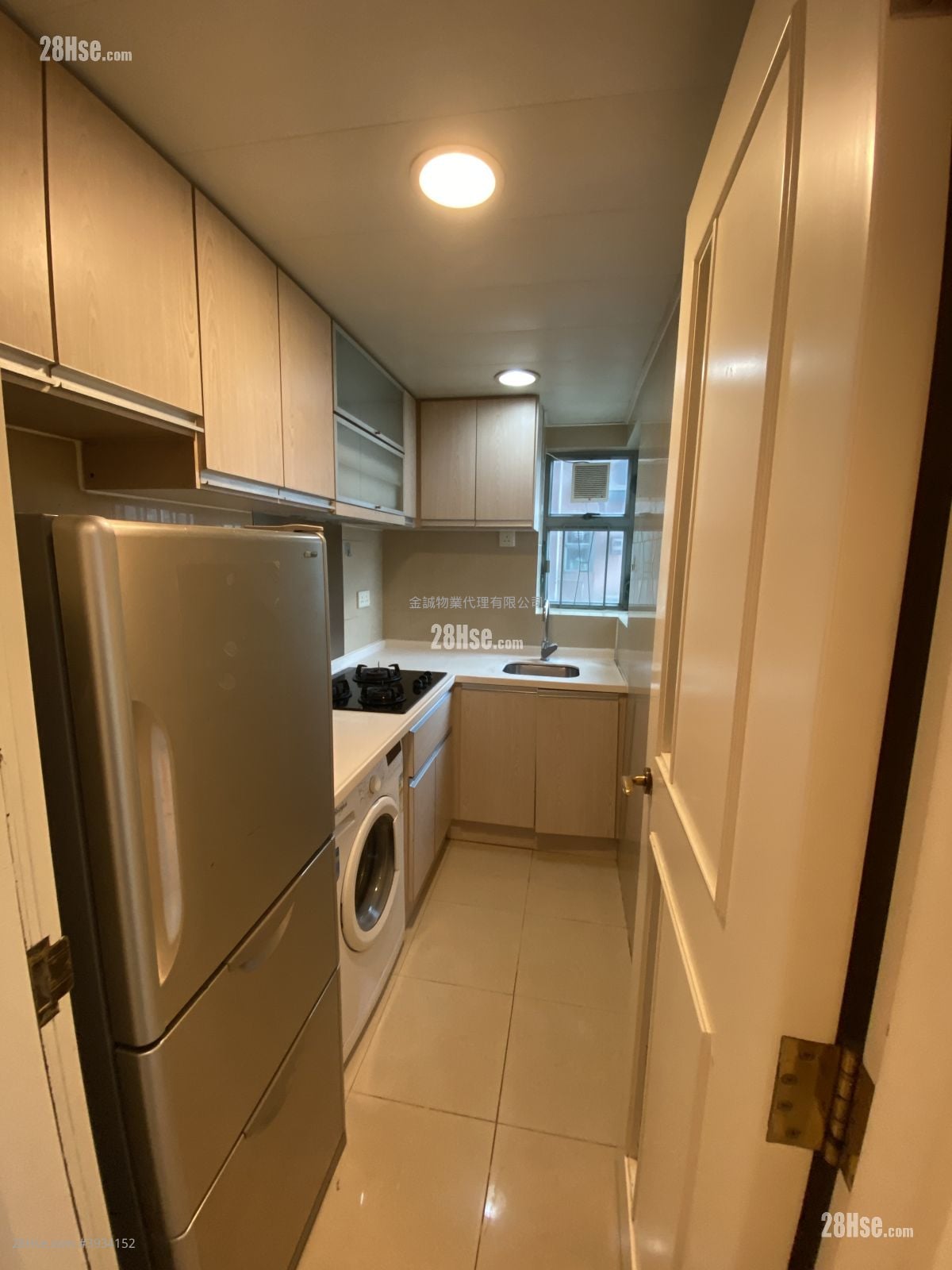 Queen's Terrace #3934152 Rental Property Detail Page - Widok 5