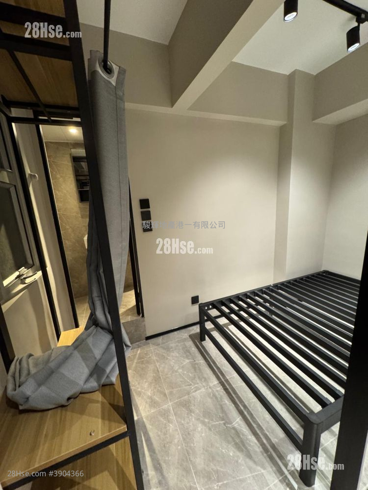 Apartment in HongKong Hong Kong, 尖沙咀 Tsim Sha Tsui, 油尖旺區 Yau Tsim Mong District - View 2