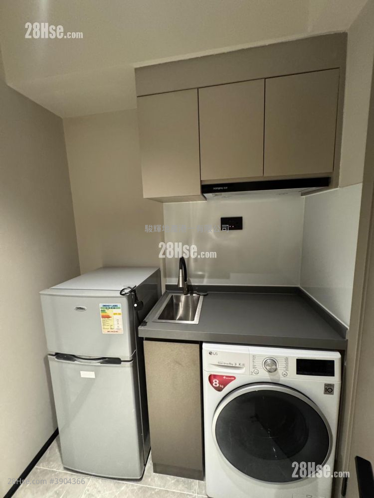 Apartment in HongKong Hong Kong, 尖沙咀 Tsim Sha Tsui, 油尖旺區 Yau Tsim Mong District - View 3