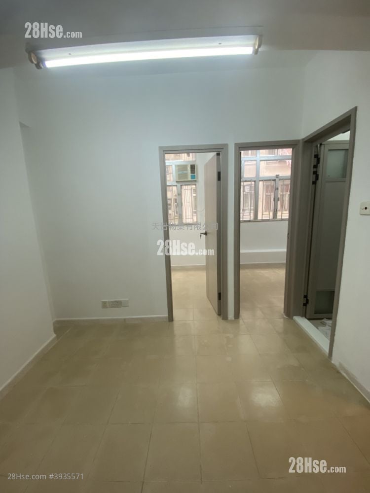 United Building #3935571 Rental Property Detail Page - Widok 3