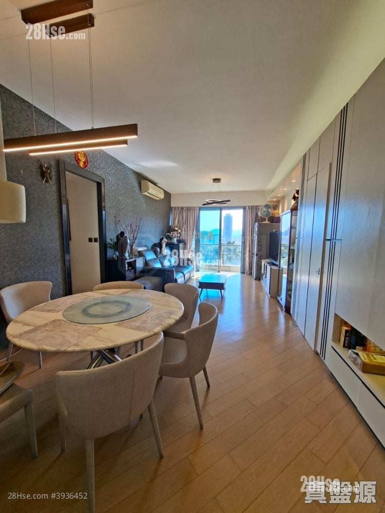Aria Sell 4 Bedrooms 1,405 ft²