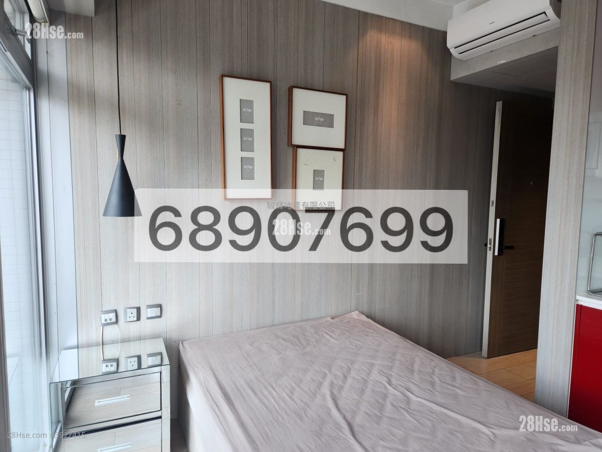 Parkes Residence #3922415 Rental Property Detail Page - Vue 2