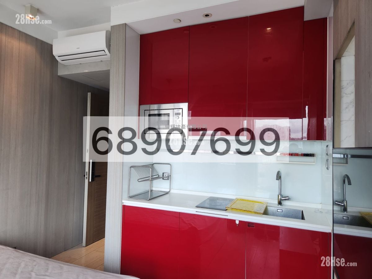 Parkes Residence #3922415 Rental Property Detail Page - Vue 3