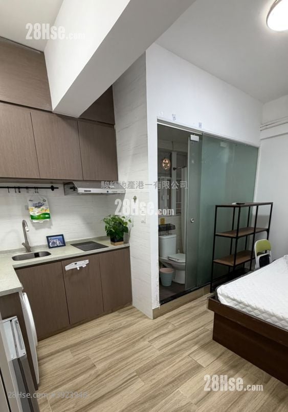 Peninsula Apartments #3923948 Rental Property Detail Page - Widok 2