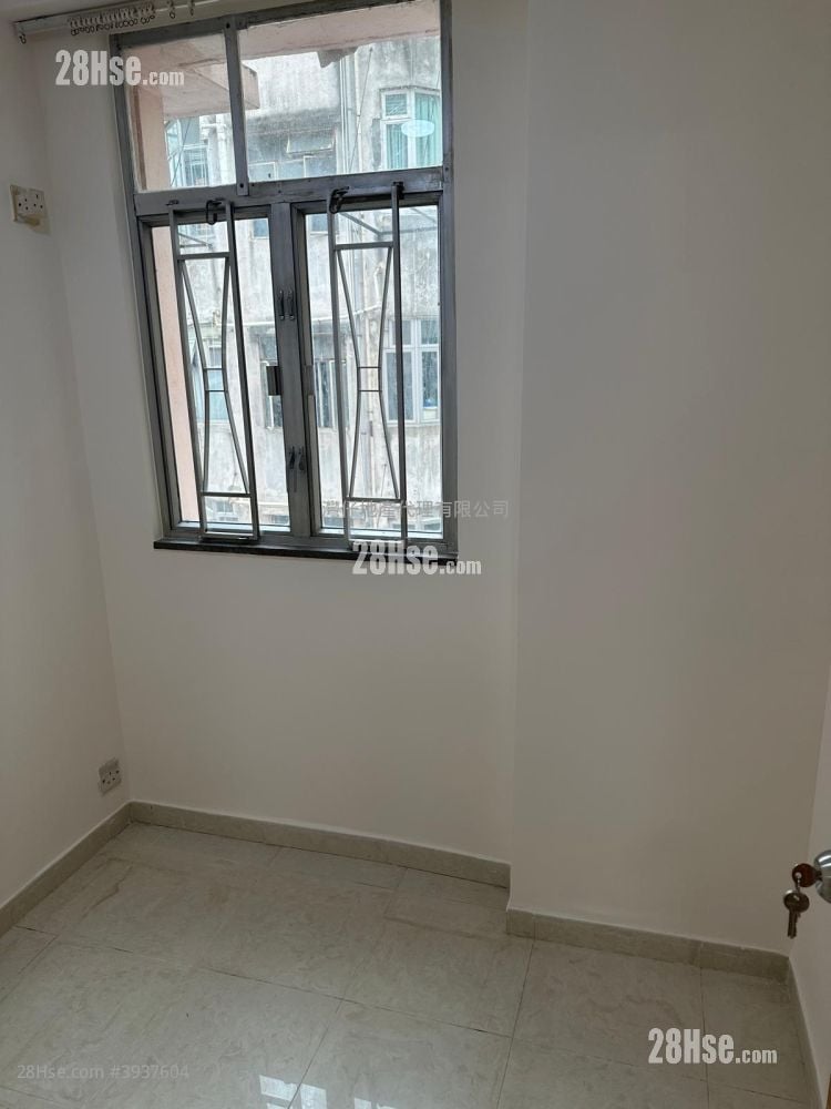 Golden Dragon Building #3937604 Rental Property Detail Page - Widok 5